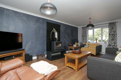 33 Hill House Drive, Minster, Ramsgate, CT12 4BE