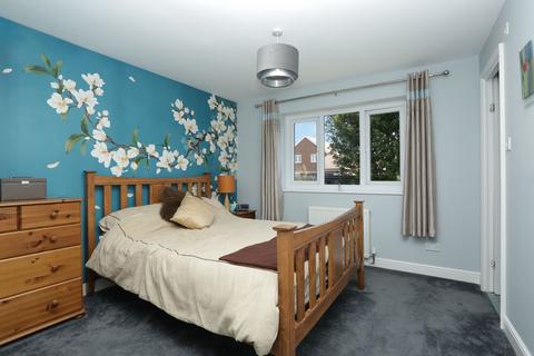 33 Hill House Drive, Minster, Ramsgate, CT12 4BE