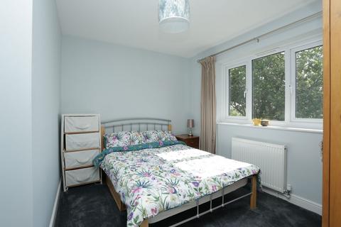 33 Hill House Drive, Minster, Ramsgate, CT12 4BE