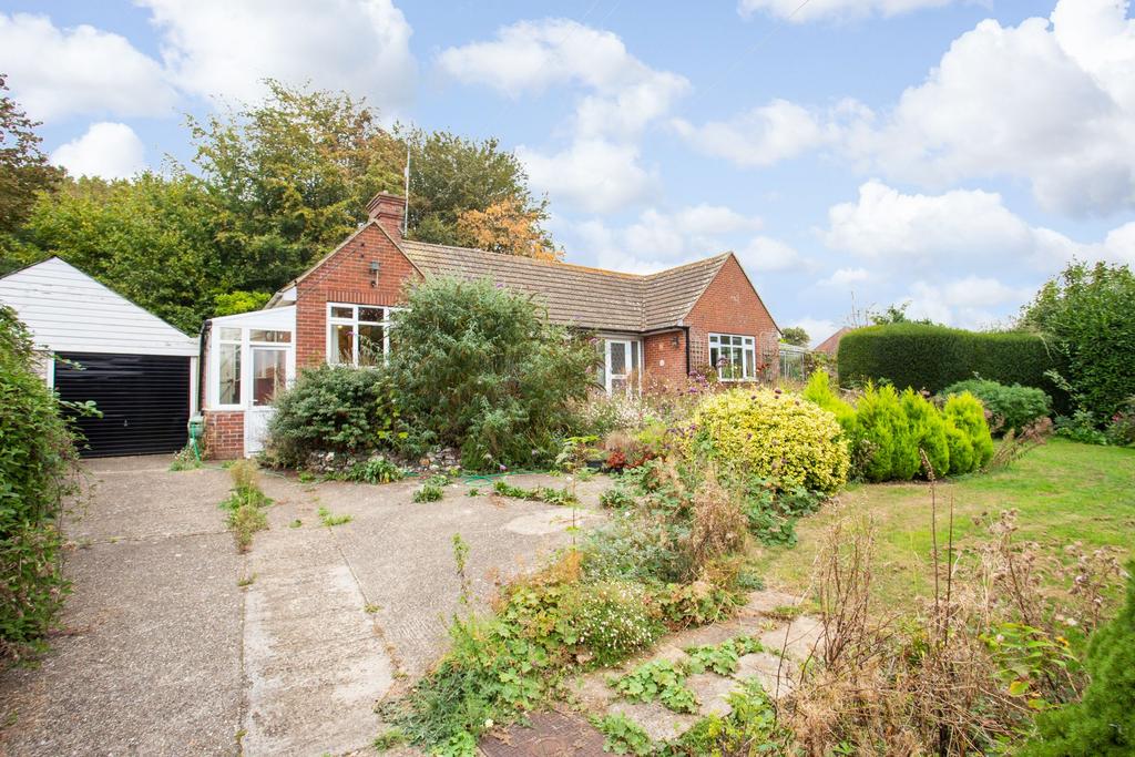 Out Elmstead Lane, Barham, CT4 2 bed detached bungalow for sale £350,000