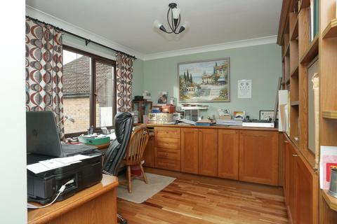 9 Monastery Avenue, Dover, CT16 1AB
