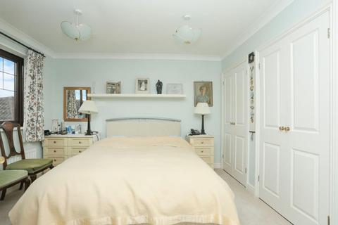 9 Monastery Avenue, Dover, CT16 1AB