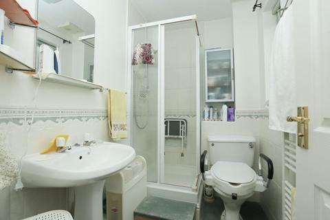 9 Monastery Avenue, Dover, CT16 1AB