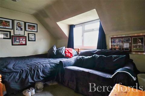 59 Masefield Crescent, Romford, RM3 7PB