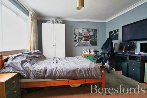 59 Masefield Crescent, Romford, RM3 7PB