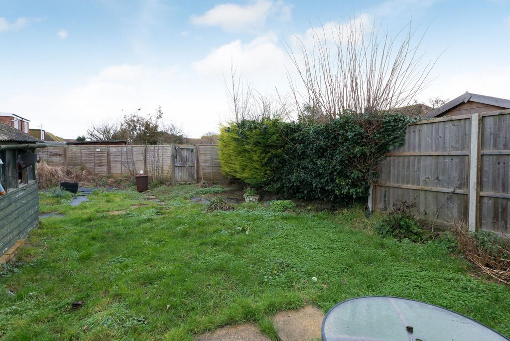 West Dumpton Lane, Ramsgate, CT11 2 bed semidetached bungalow for sale