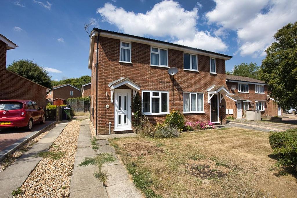 Firs Lane, Folkestone, CT19 2 bed semidetached house £260,000