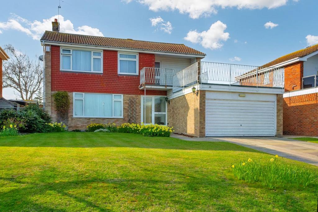 Seven Stones Drive, Broadstairs, CT10 4 bed detached house for sale £
