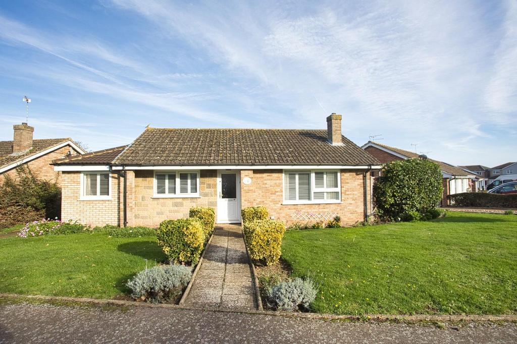 Patterson Close, Deal, CT14 3 bed detached bungalow for sale £399,000
