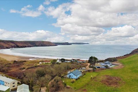2 bedroom end of terrace house for sale, Trewent Park, Freshwater East, Tenby
