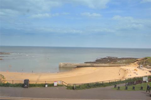 2 bedroom apartment to rent, Beverley Terrace, Cullercoats, NE30