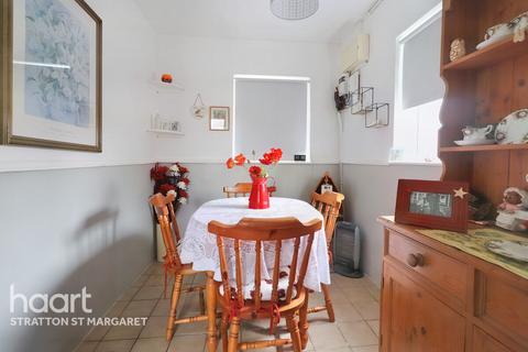 4 Burnham Road, Swindon, SN3 2QZ