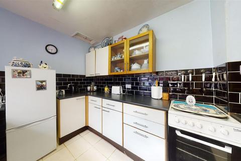3 bedroom end of terrace house for sale - Clarendon Road, Dover, CT17