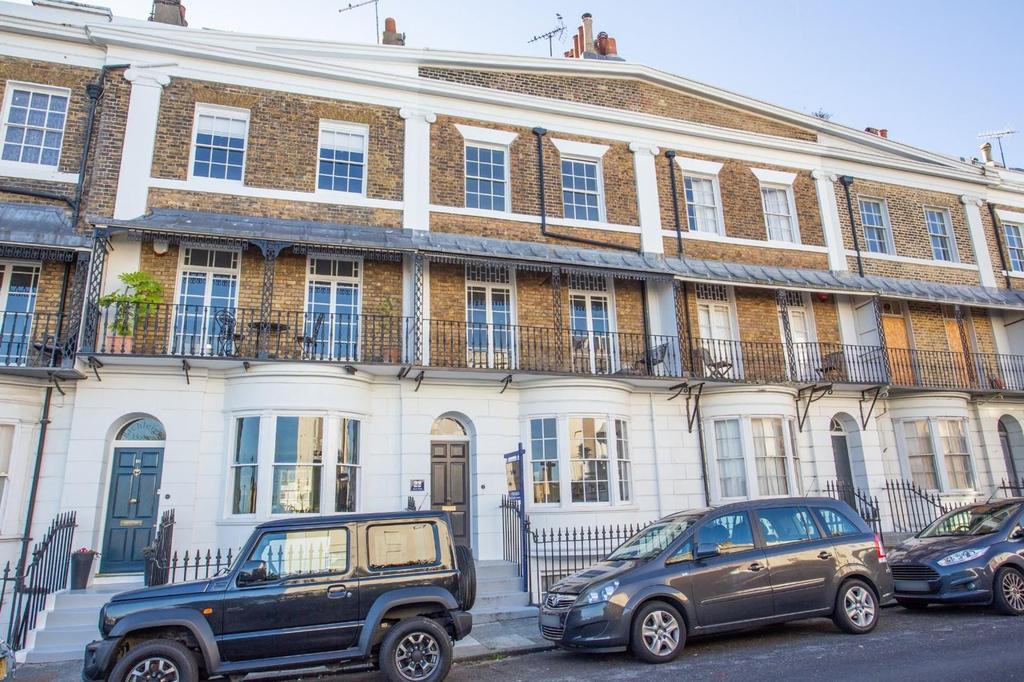 Royal Road, Ramsgate, CT11 5 bed terraced house £650,000