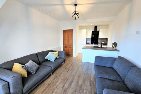 1 bedroom flat to rent, Victoria Road, Torry, Aberdeen, AB11