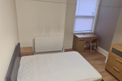 87 Heald Place, Manchester, M14 4AQ