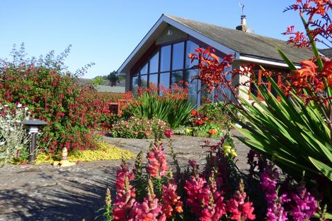 4 bedroom detached bungalow for sale - Church Fields, Thropton, Morpeth, Northumberland