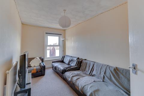 2 bedroom flat for sale, Nightingale Road, Southsea