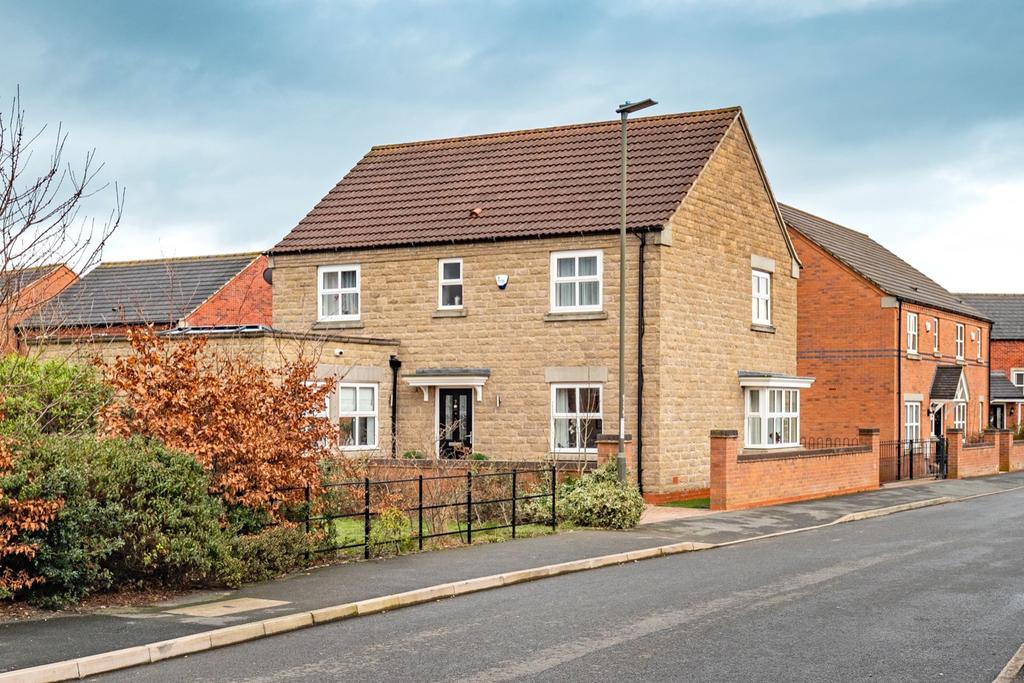 Thurgaton Way, Newton, Alfreton... 4 bed detached house £360,000