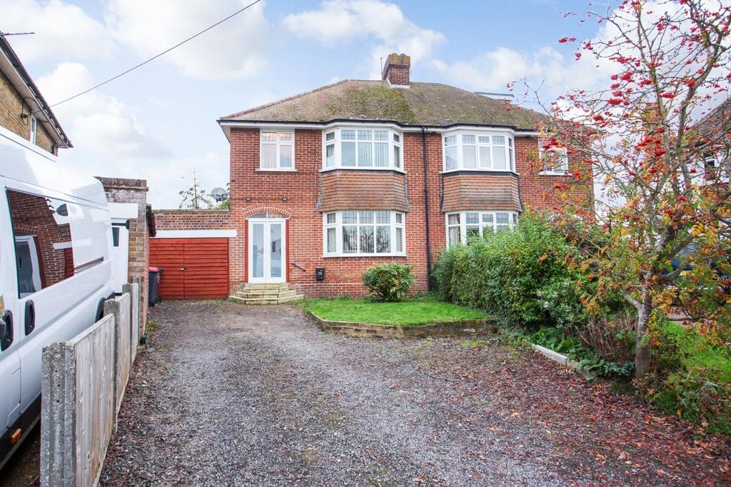 Bramley Avenue, Canterbury, CT1 4 bed semidetached house £450,000