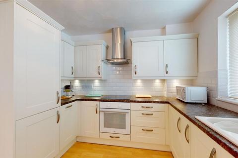 Flat 5, April Rise Alfred Road, Birchington, CT7 9NL