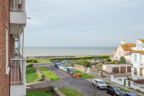 Flat 5, April Rise Alfred Road, Birchington, CT7 9NL