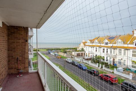 Flat 5, April Rise Alfred Road, Birchington, CT7 9NL