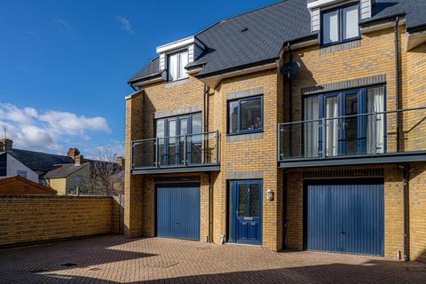 5 Barton Mews, Whitstable, CT5 1FS