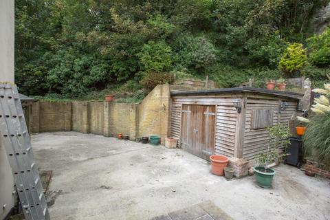 4 bedroom end of terrace house for sale - East Cliff, Dover, CT16