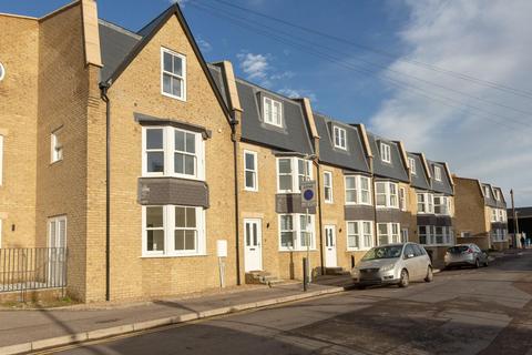 3 bedroom terraced house for sale, *SHOW HOME* 18 Hanover Street, Herne Bay, CT6