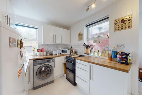 2 bedroom terraced house for sale - Hillside Road, Dover, CT17