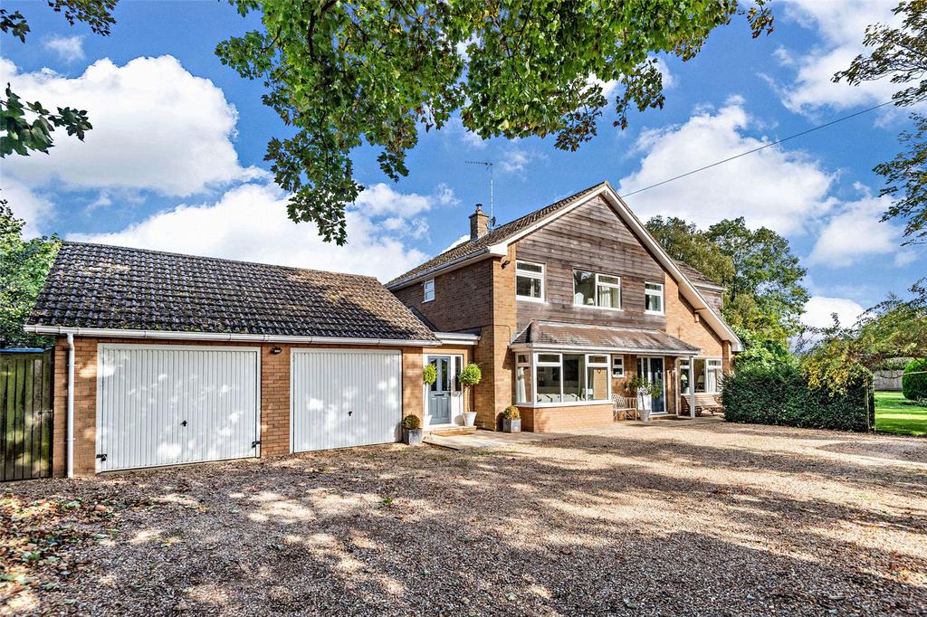 Main Street, Tansor, Peterborough, PE8 5 bed detached house £2,800
