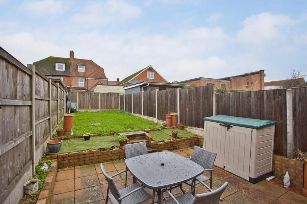 Morehall Avenue, Folkestone, CT19 3 bed terraced house £325,000