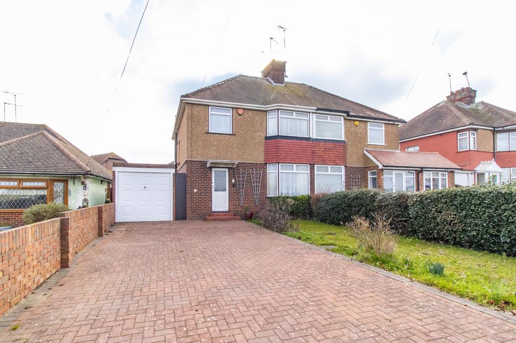 Westwood Road, Broadstairs, CT10 3 bed semidetached house for sale £