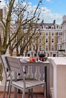 1 bedroom flat to rent, 25 Linden Gardens, London W2