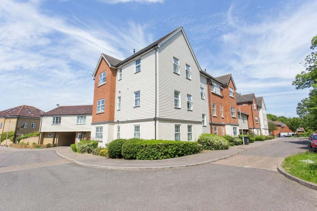 Birch Road, Canterbury, CT1 2 bed flat for sale £220,000