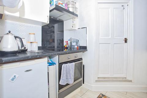 3 bedroom terraced house for sale - Longfield Road, Dover, CT17