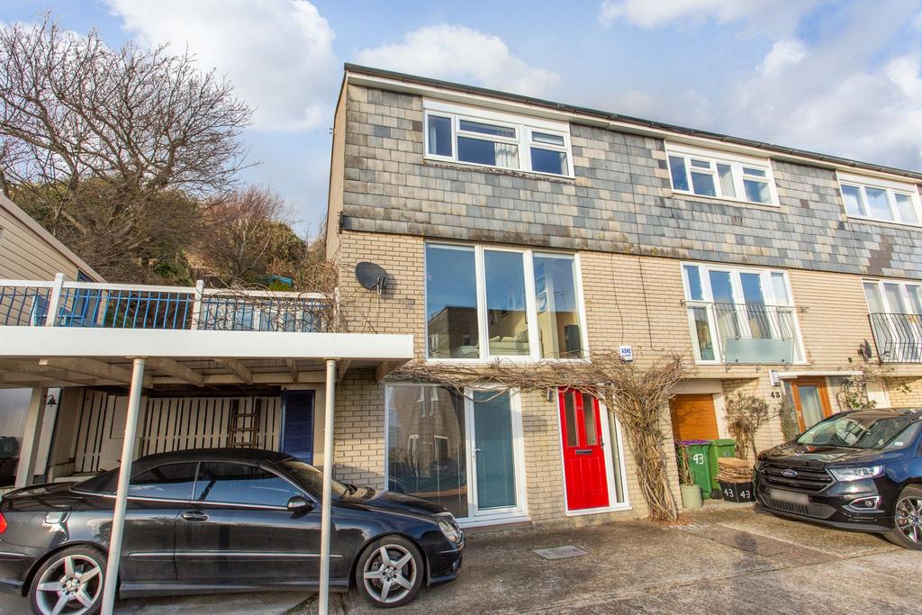 Castle Bay, Sandgate, CT20 4 bed semi-detached house - £525,000