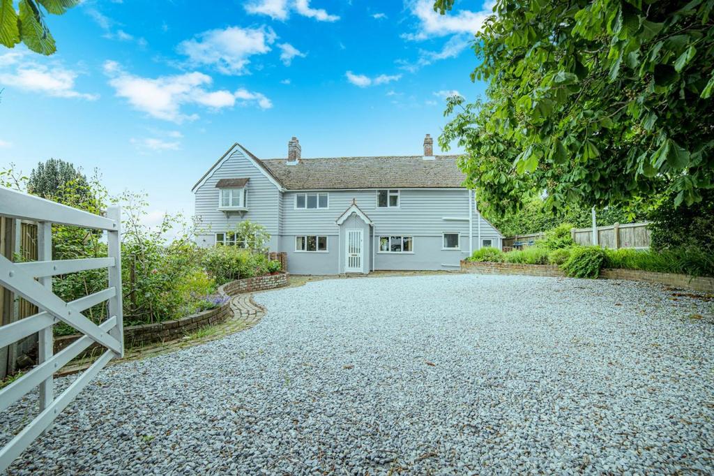 Grove Road, Wickhambreaux, CT3 4 bed detached house for sale £799,000