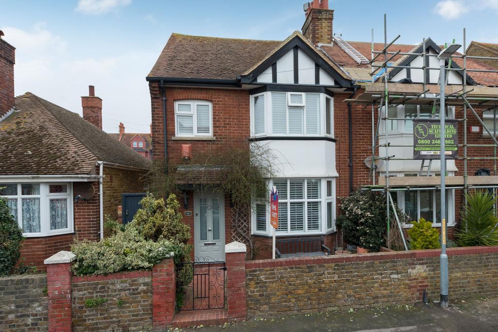 Queens Road, Ramsgate, CT11 3 bed semidetached house for sale £450,000