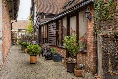 2 bedroom terraced house for sale, Best Lane, Canterbury, CT1