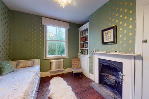 28 Abbots Hill, Ramsgate, CT11 8HN