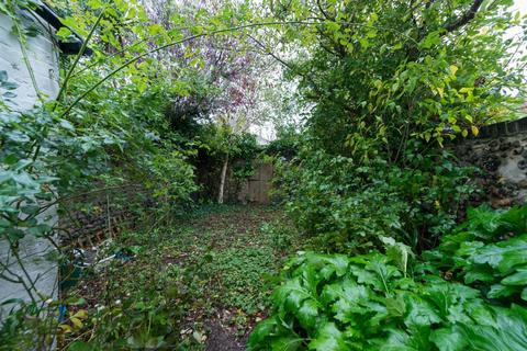 28 Abbots Hill, Ramsgate, CT11 8HN