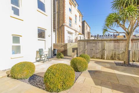 1 bedroom flat for sale, 24 Granville Road, Broadstairs, CT10