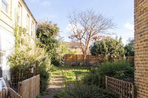 Flat 12, 18 - 20 Downs Park, Herne Bay, CT6 6BY