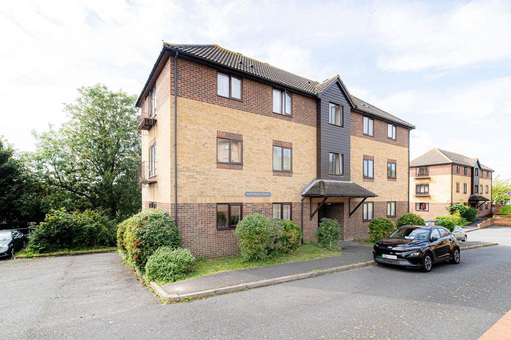 Mayfield Avenue, Mayfield Court Mayfield Avenue, CT16 1 bed flat for