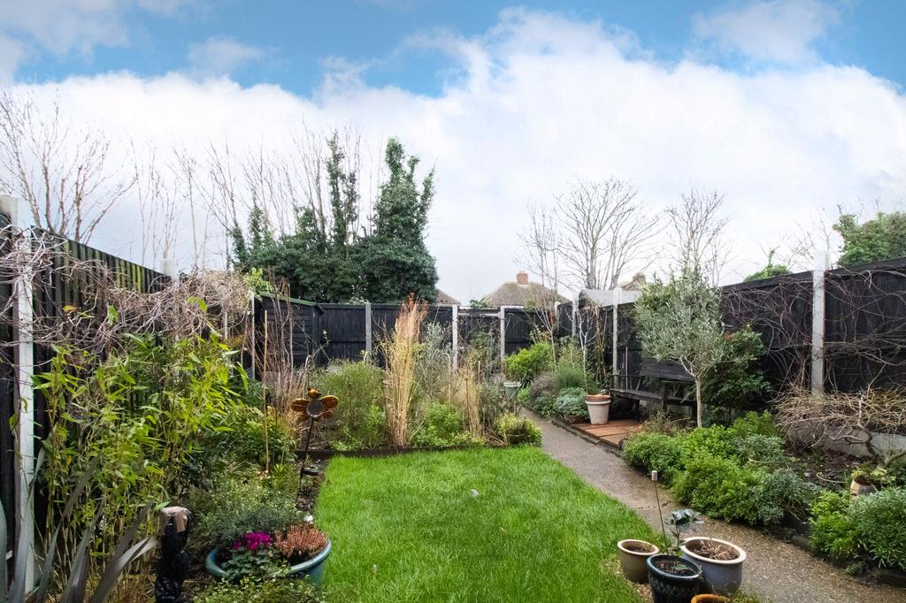 St. Road, Broadstairs, CT10 4 bed terraced house £475,000