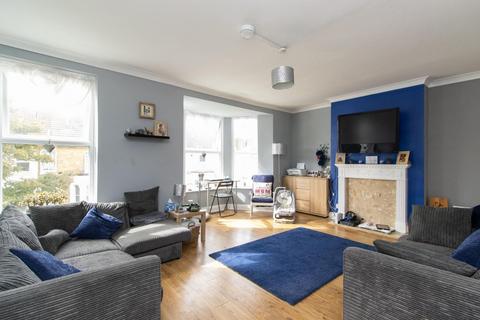 2 bedroom flat for sale, Gordon Road, Hereward House, CT9