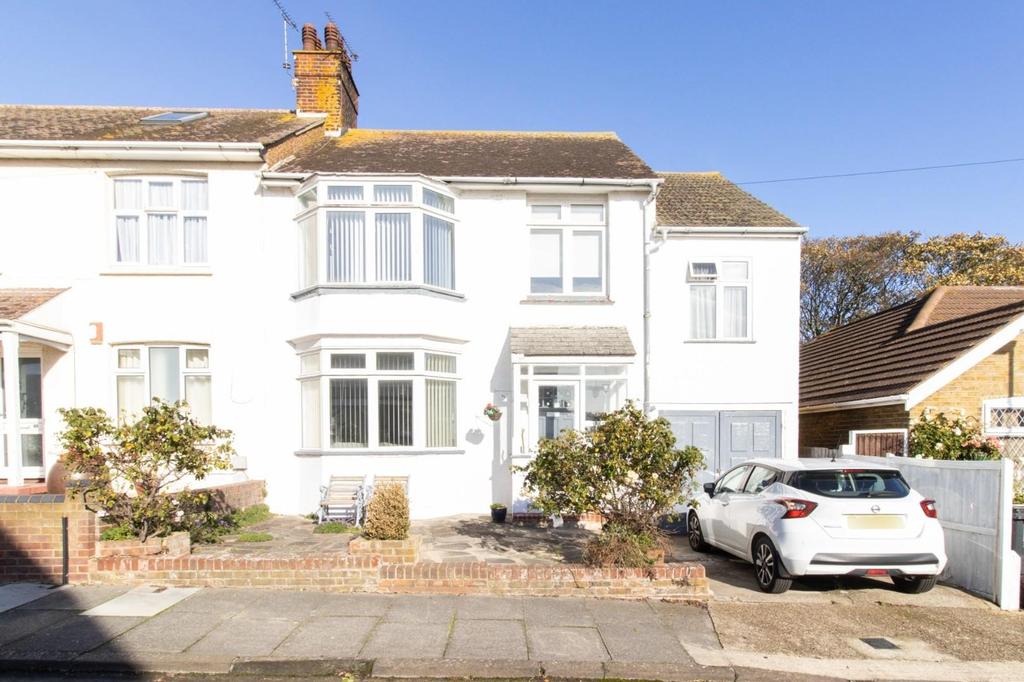 Linden Avenue, Broadstairs, CT10 4 bed semidetached house £525,000