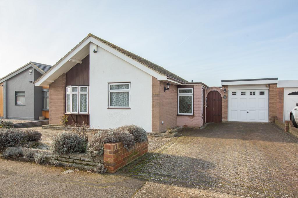 Duncan Drive, Birchington, CT7 2 bed detached bungalow £475,000